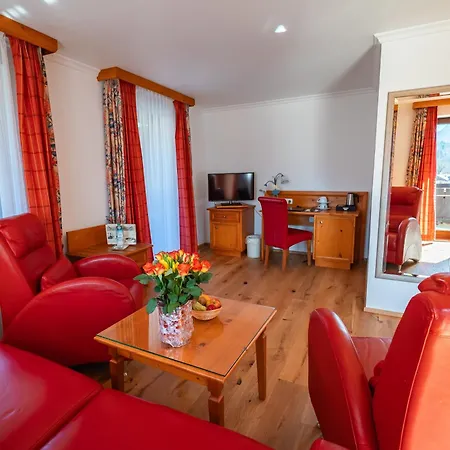 Alpenhotel Kronprinz فندق 4*