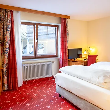 Alpenhotel Kronprinz فندق