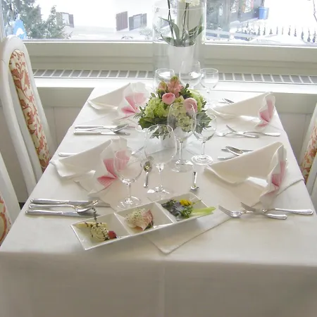 Alpenhotel Kronprinz 4* بيرشتسغادن