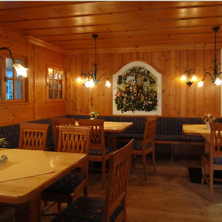 Hotel Alpenhotel Kronprinz 4*
