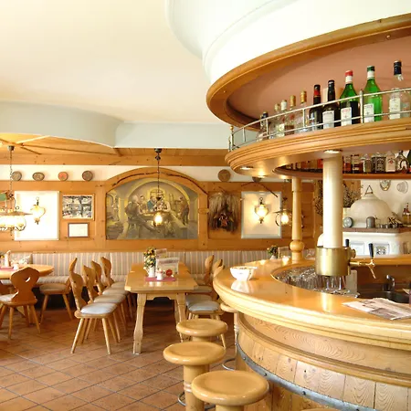 فندق Alpenhotel Kronprinz