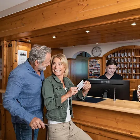 فندق Alpenhotel Kronprinz