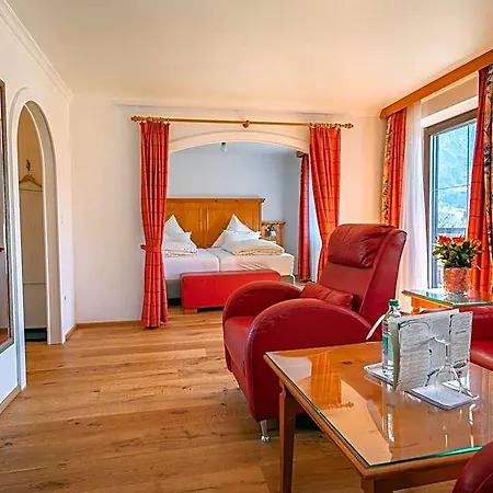 Alpenhotel Kronprinz Hotel 4*