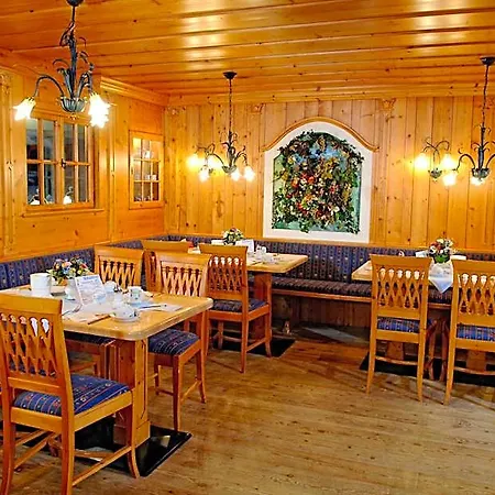 Alpenhotel Kronprinz Hotel