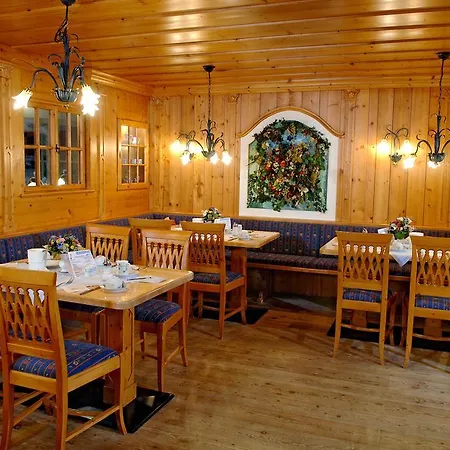 Alpenhotel Kronprinz Hotel