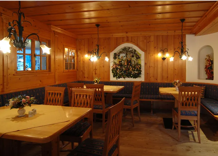 Hotel Alpenhotel Kronprinz 4*